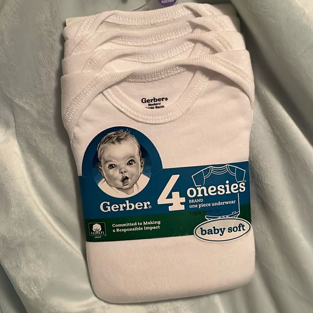 GERBER 4 ONE PIECE BABY SOFT ONESIES